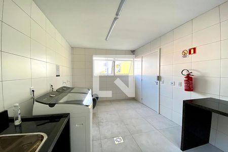 Studio para alugar com 27m², 1 quarto e 1 vaga Studio para alugar com 27m², 1 quarto e 1 vagaLavanderia