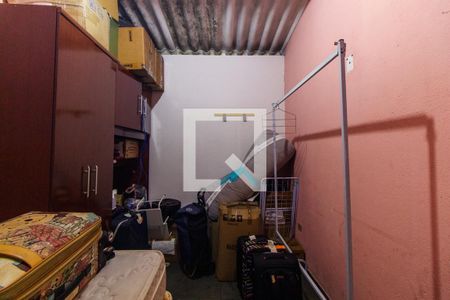 Casa à venda com 850m², 4 quartos e 8 vagasQuarto de serviço