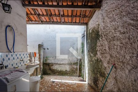 Casa à venda com 180m², 3 quartos e 1 vagaÁrea de Serviço