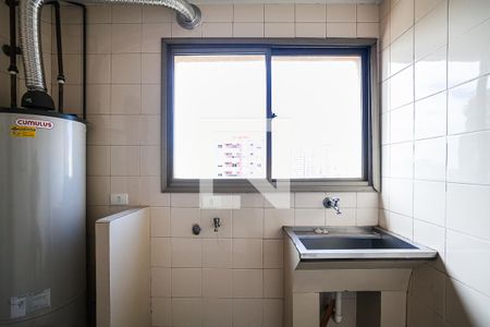Apartamento à venda com 264m², 4 quartos e 2 vagas Apartamento à venda com 264m², 4 quartos e 2 vagasÁrea de Serviço