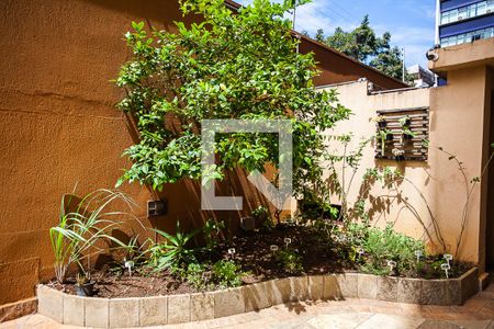 Apartamento à venda com 264m², 4 quartos e 2 vagas Apartamento à venda com 264m², 4 quartos e 2 vagasHorta