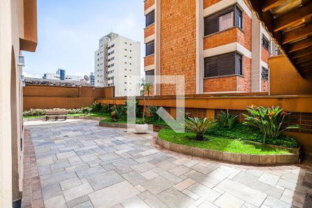 Apartamento à venda com 264m², 4 quartos e 2 vagas Apartamento à venda com 264m², 4 quartos e 2 vagasJardim