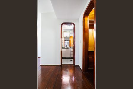 Apartamento à venda com 264m², 4 quartos e 2 vagas Apartamento à venda com 264m², 4 quartos e 2 vagasSuíte 1