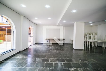 Apartamento à venda com 264m², 4 quartos e 2 vagas Apartamento à venda com 264m², 4 quartos e 2 vagasÁrea comum - Salão de festas