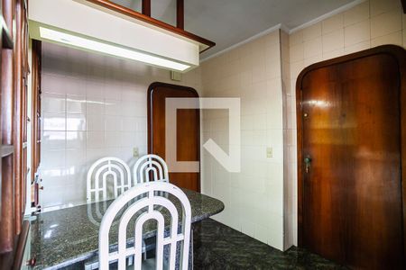 Apartamento à venda com 264m², 4 quartos e 2 vagas Apartamento à venda com 264m², 4 quartos e 2 vagasCopa