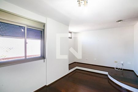 Apartamento à venda com 264m², 4 quartos e 2 vagas Apartamento à venda com 264m², 4 quartos e 2 vagasQuarto 4