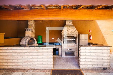 Apartamento à venda com 264m², 4 quartos e 2 vagas Apartamento à venda com 264m², 4 quartos e 2 vagasÁrea comum - Churrasqueira