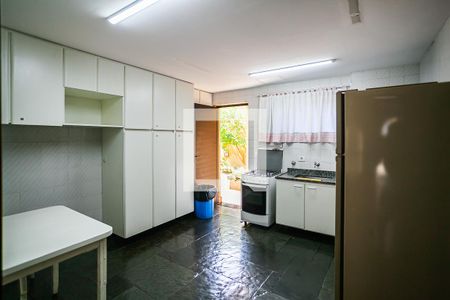 Apartamento à venda com 264m², 4 quartos e 2 vagas Apartamento à venda com 264m², 4 quartos e 2 vagasÁrea comum - Salão de festas
