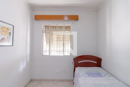 Casa à venda com 138m², 3 quartos e 2 vagasQuarto 2