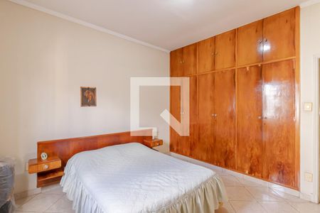 Casa à venda com 138m², 3 quartos e 2 vagasQuarto 3