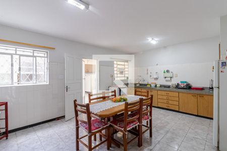 Casa à venda com 138m², 3 quartos e 2 vagasCozinha