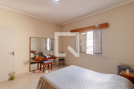 Casa à venda com 138m², 3 quartos e 2 vagasQuarto 3