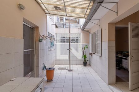 Casa à venda com 138m², 3 quartos e 2 vagasÁrea de Serviço