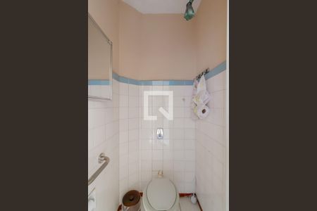 Casa à venda com 138m², 3 quartos e 2 vagasBanheiro de Serviço