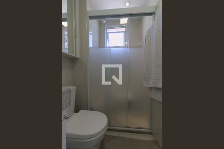 Apartamento à venda com 92m², 2 quartos e 2 vagasBanheiro da Suíte