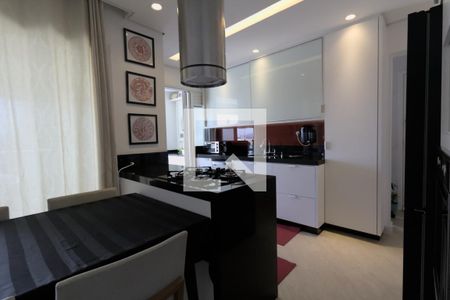 Apartamento à venda com 92m², 2 quartos e 2 vagasCozinha