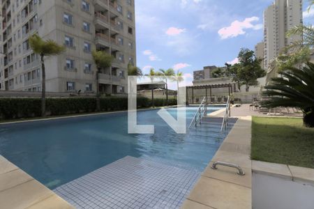 Apartamento à venda com 92m², 2 quartos e 2 vagasÁrea comum - Piscina
