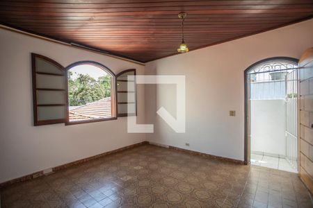 Casa à venda com 186m², 3 quartos e 2 vagasSuíte 2
