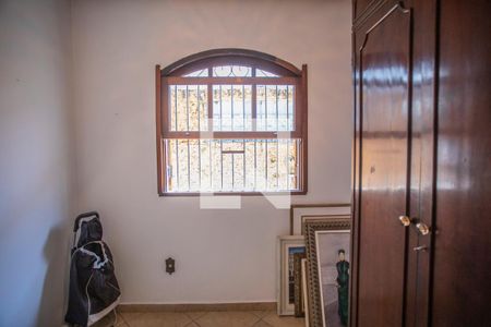 Casa à venda com 186m², 3 quartos e 2 vagasQuarto 3