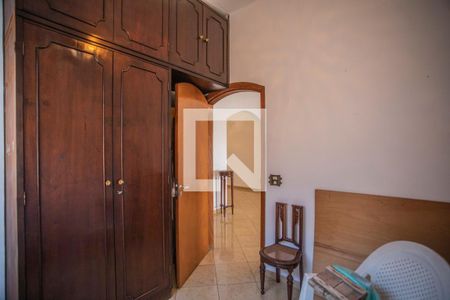 Casa à venda com 186m², 3 quartos e 2 vagasQuarto 3 - Armários