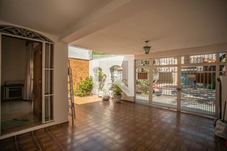 Casa à venda com 186m², 3 quartos e 2 vagasGaragem