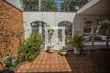 Vista de casa à venda com 3 quartos, 186m² em Planalto Paulista, São Paulo