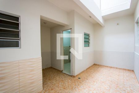 Casa para alugar com 80m², 3 quartos e sem vagaÁrea de serviço/Quintal