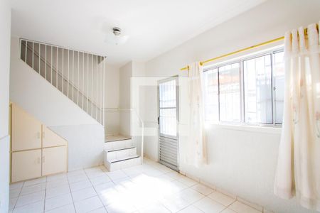 Sala 1 de casa para alugar com 3 quartos, 80m² em Jardim Bela Vista, Santo André