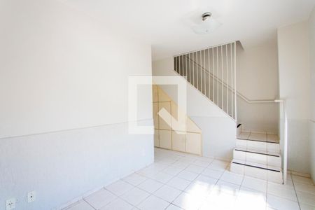 Sala 1 de casa para alugar com 3 quartos, 80m² em Jardim Bela Vista, Santo André