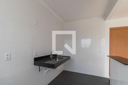 Apartamento para alugar com 48m², 2 quartos e 1 vaga Apartamento para alugar com 48m², 2 quartos e 1 vagaCozinha e Área de Serviço