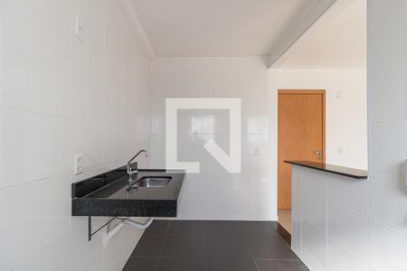 Apartamento para alugar com 48m², 2 quartos e 1 vaga Apartamento para alugar com 48m², 2 quartos e 1 vagaCozinha e Área de Serviço