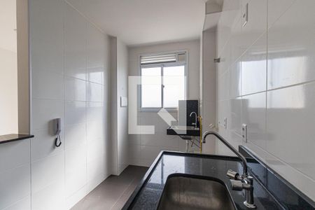 Apartamento para alugar com 48m², 2 quartos e 1 vaga Apartamento para alugar com 48m², 2 quartos e 1 vagaCozinha e Área de Serviço