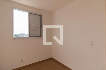 Quarto 1 de apartamento para alugar com 2 quartos, 48m² em Rubem Berta, Porto Alegre