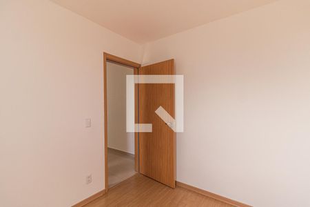 Quarto 1 de apartamento para alugar com 2 quartos, 48m² em Rubem Berta, Porto Alegre