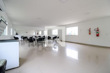 Apartamento à venda com 46m², 2 quartos e 1 vaga Apartamento à venda com 46m², 2 quartos e 1 vagaÁrea comum - Salão de festas
