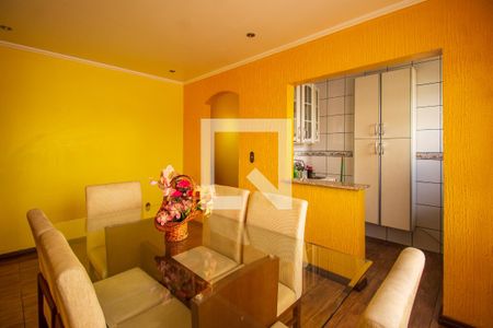 Casa à venda com 500m², 8 quartos e 3 vagas Casa à venda com 500m², 8 quartos e 3 vagassala 3