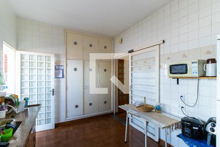 Casa à venda com 360m², 4 quartos e 3 vagasCozinha