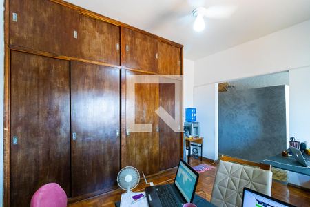 Casa à venda com 360m², 4 quartos e 3 vagasEscritório