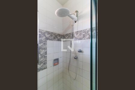 Casa à venda com 360m², 4 quartos e 3 vagasBanheiro 1