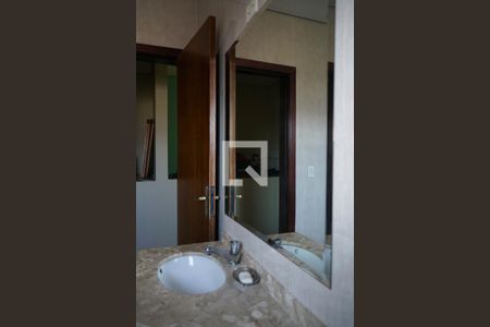 Casa à venda com 97m², 2 quartos e sem vaga Casa à venda com 97m², 2 quartos e sem vagaBanheiro