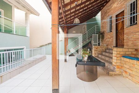 Casa à venda com 350m², 5 quartos e 3 vagas Casa à venda com 350m², 5 quartos e 3 vagasChurrasqueira