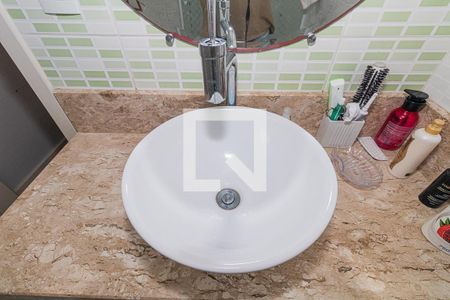 Casa à venda com 350m², 5 quartos e 3 vagas Casa à venda com 350m², 5 quartos e 3 vagasVaranda da Suíte 2