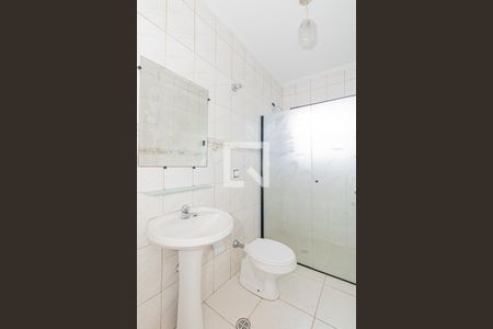 Casa à venda com 350m², 5 quartos e 3 vagas Casa à venda com 350m², 5 quartos e 3 vagasBanheiro 1 - Casa 2