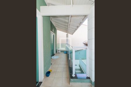 Casa à venda com 350m², 5 quartos e 3 vagas Casa à venda com 350m², 5 quartos e 3 vagasVaranda da Suíte 2