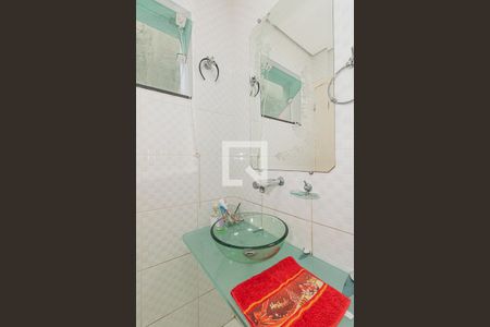 Casa à venda com 350m², 5 quartos e 3 vagas Casa à venda com 350m², 5 quartos e 3 vagasLavabo