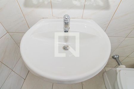 Casa à venda com 350m², 5 quartos e 3 vagas Casa à venda com 350m², 5 quartos e 3 vagasBanheiro 1 - Casa 2