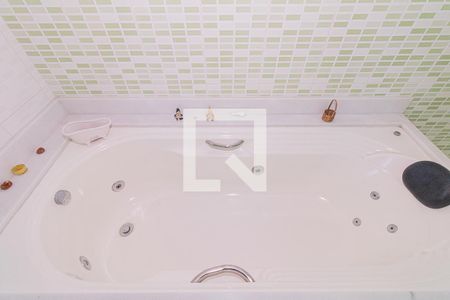 Casa à venda com 350m², 5 quartos e 3 vagas Casa à venda com 350m², 5 quartos e 3 vagasBanheiro da Suíte 1