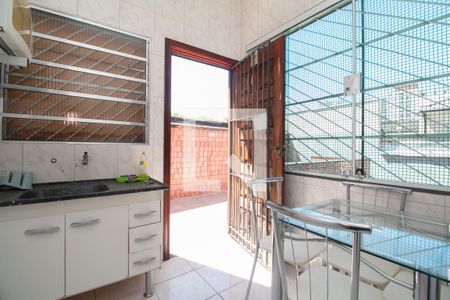 Casa à venda com 102m², 3 quartos e sem vaga Casa à venda com 102m², 3 quartos e sem vagaCozinha 2