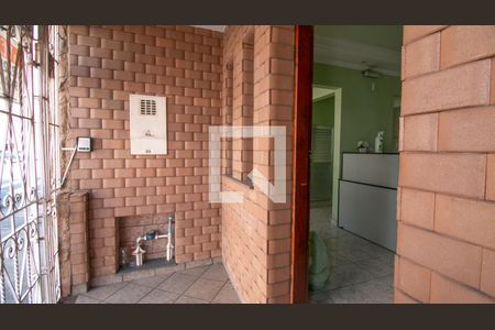 Casa à venda com 102m², 3 quartos e sem vaga Casa à venda com 102m², 3 quartos e sem vagaEntrada