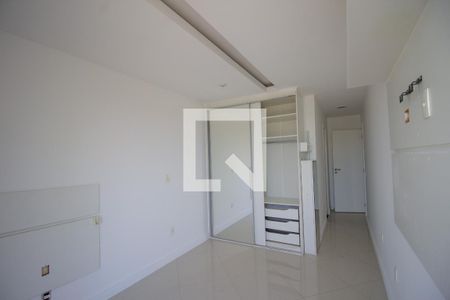 Apartamento para alugar com 200m², 3 quartos e 3 vagasSuíte 2